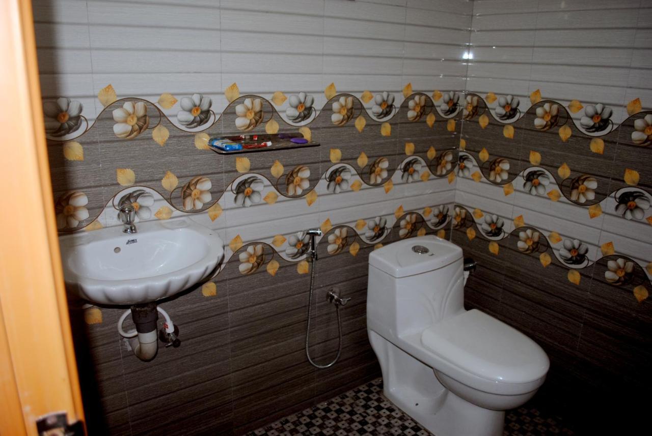 Nice Villa Irimbranallur Ngoại thất bức ảnh