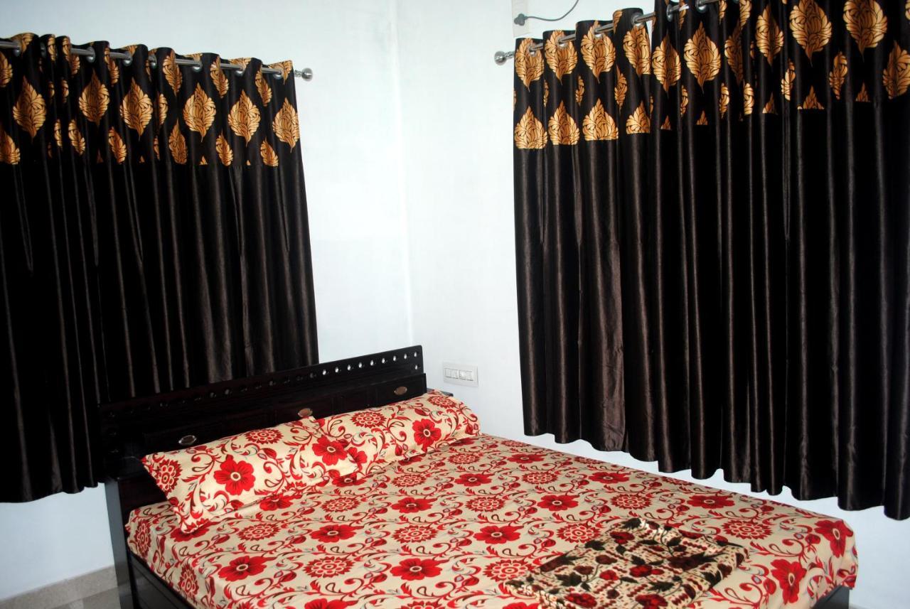 Nice Villa Irimbranallur Ngoại thất bức ảnh