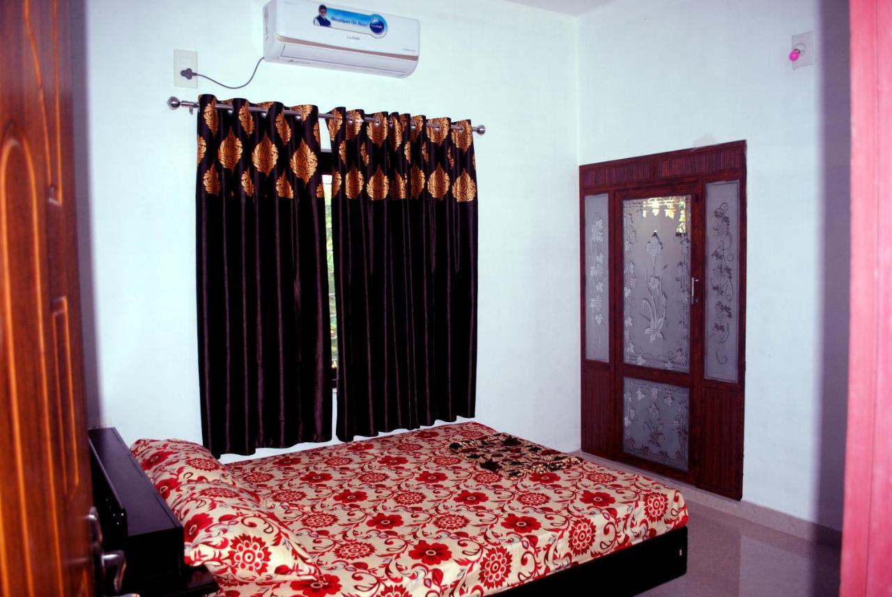 Nice Villa Irimbranallur Ngoại thất bức ảnh